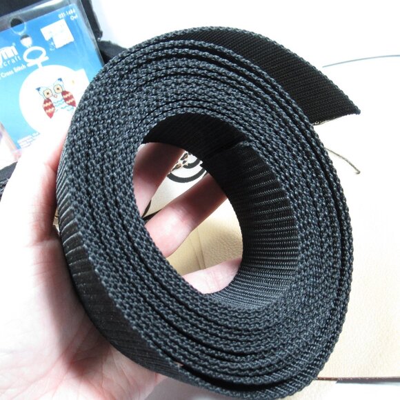 Embroidery craft bundle - Picture 4 of 14